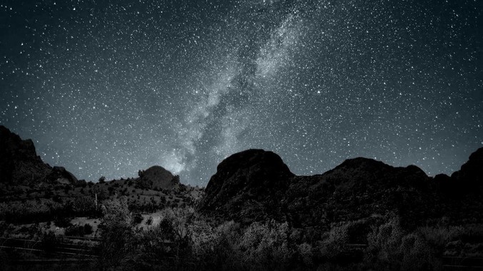 陌生人晕倒了，帮他拨打120后，病人不支付120出车费，这个费用谁来承担？